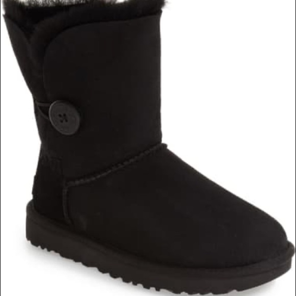 UGG Bailey button boot black suede